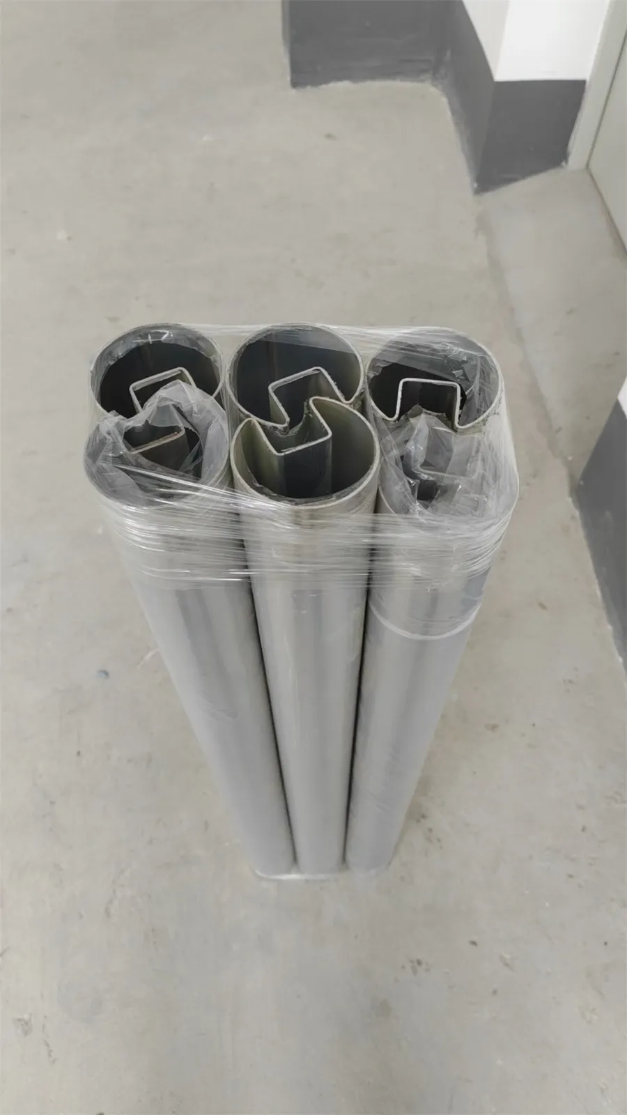 热轧304不锈钢管其特性 热轧304不锈钢管其特性